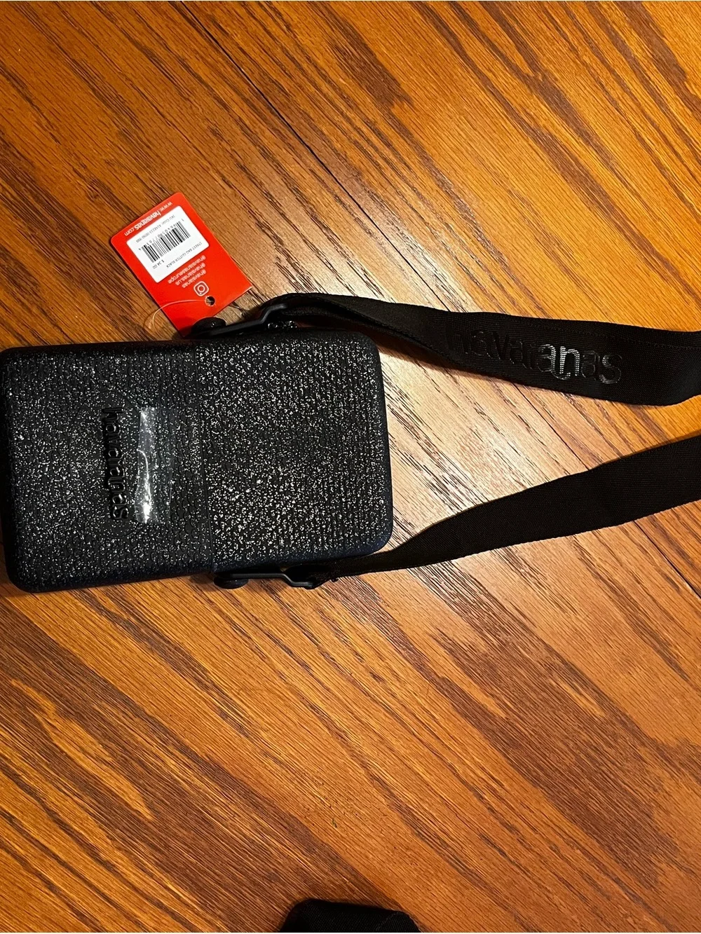 Havaianas Black Textured Crossbody Phone Pouch